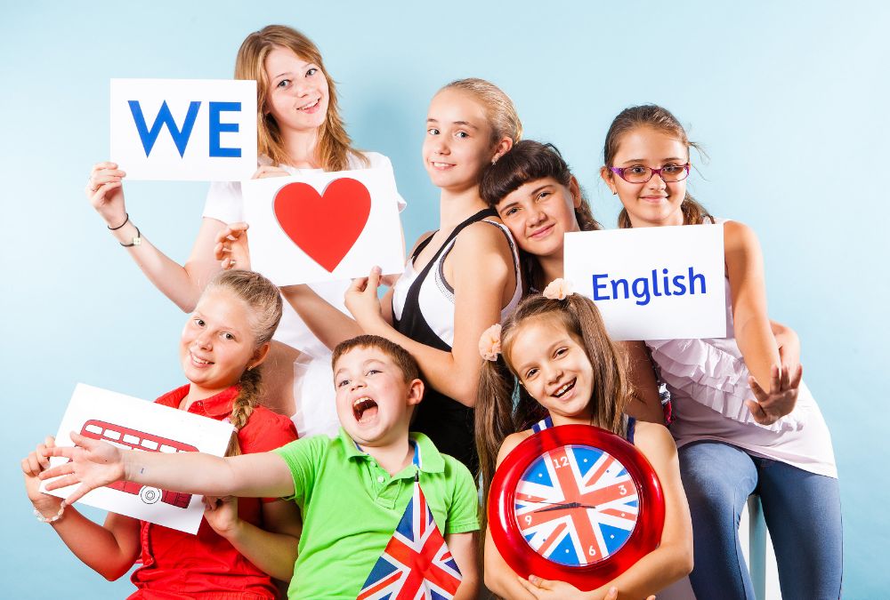 Что собой представляет английский клуб для детей в Москве